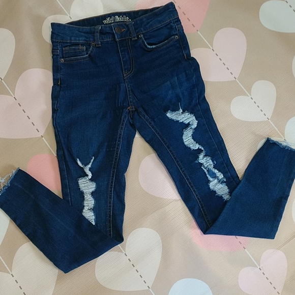 Wild Fable cropped Distressed Skinny Jeans. Size 0 - Picture 2 of 9